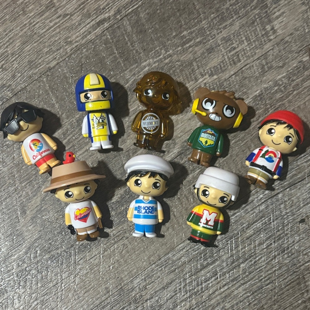Ryan’s World State Figurines